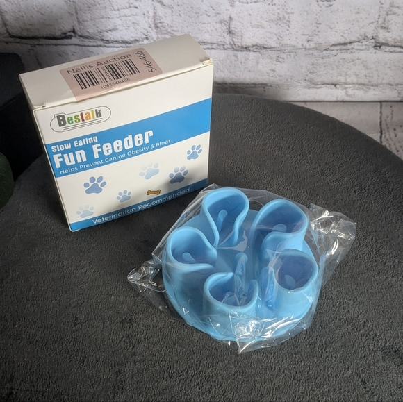 New Slow Feeder Insert, Blue Silicone - Picture 1 of 6